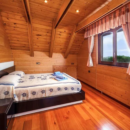 Irisada By Interhome *